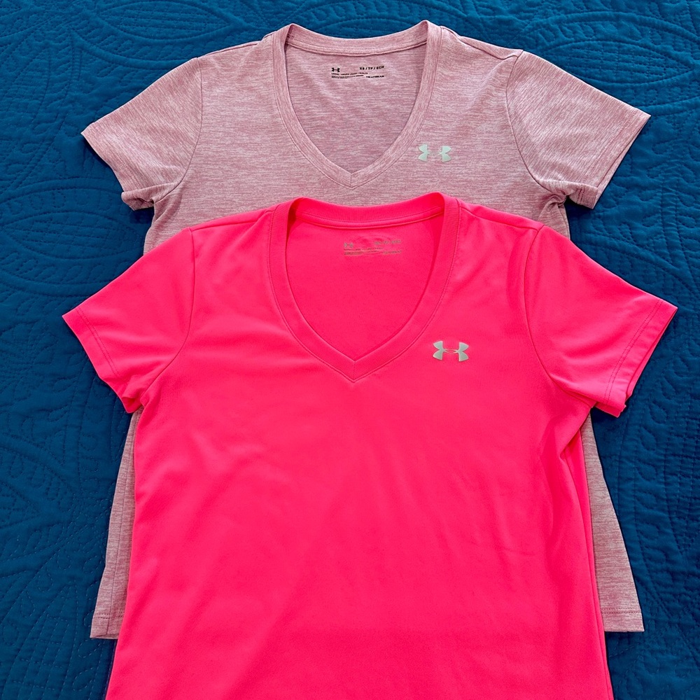 Under Armour V-Neck Athletic tops in Pink Shades
